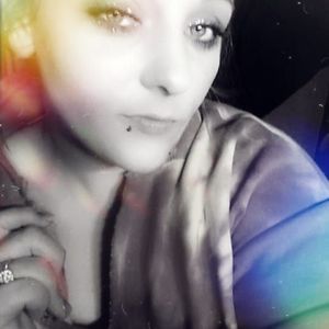 Meet your Posher, Latcia